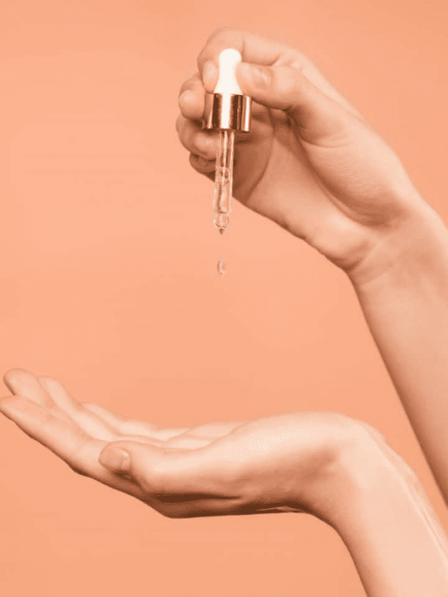 Glow Naturally: Best Facial Oils to Grab at Myntra’s End of Reason Sale