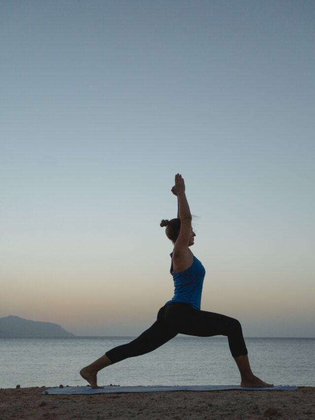 7 Effective yoga poses for women to burn belly fat and build core strength1 day ago