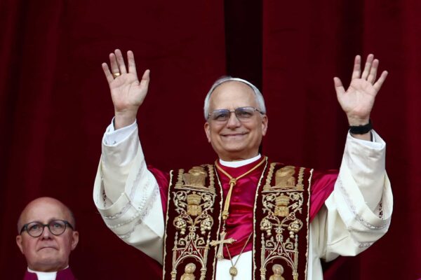 US VP Vance congratulates Leo XIV on election win