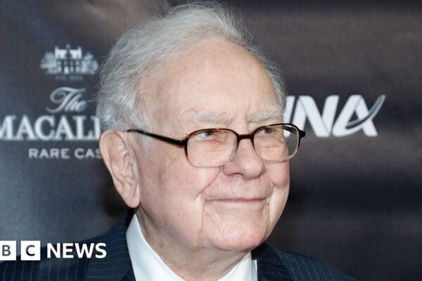 Warren Buffett, 94, stepping down as Berkshire Hathaway CEO