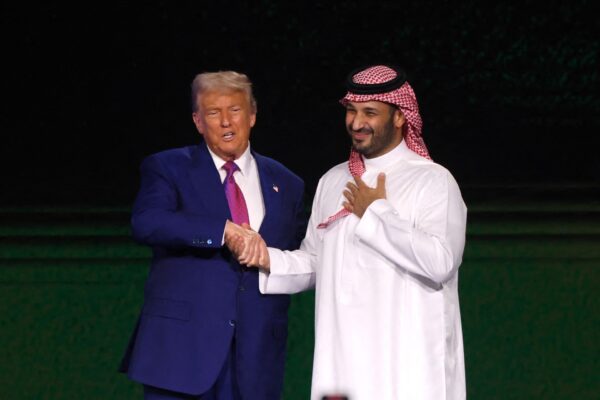 Trump announces surprise end to Syria sanctions