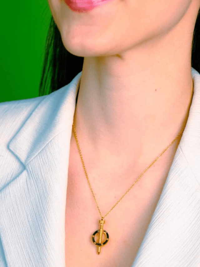 Add Golden Charm to Your Look: Explore Top 4 Women's Pendant Picks