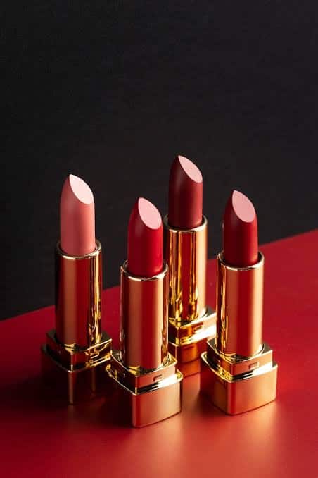 5 Must-Have Matte Lipsticks for Every Makeup Lover
