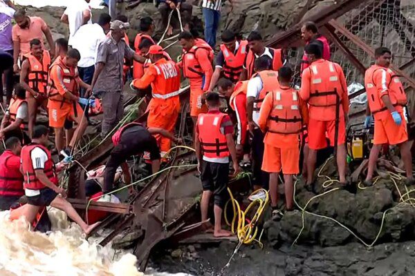 ‘People standing in middle were swept away, we fell on stones’: Survivor recalls fall from Indrayani River bridge