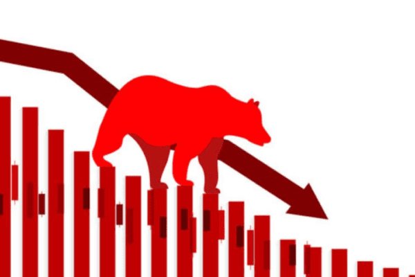 Final Trade: Markets close in red as Sensex drops 636 pts; Nifty closes at 24,542