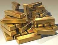 Gold soars past Rs 1 lakh, boosting Manappuram and Muthoot Finance; jewellery stocks dip