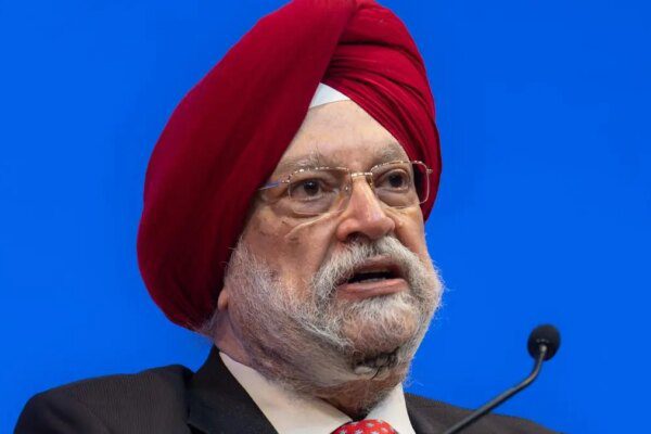 Sufficient crude oil stocks; situation under review, says Oil Minister